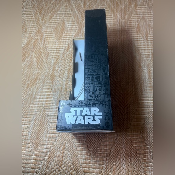 Disney Star Wars Ahsoka Tano Talking Action Figure,Motion Active Lightsabers,NWT - Picture 3 of 6